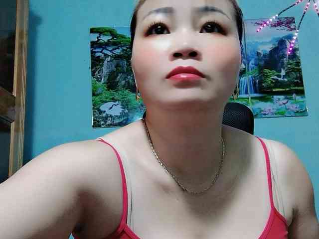 Linhanhsex2k webcam