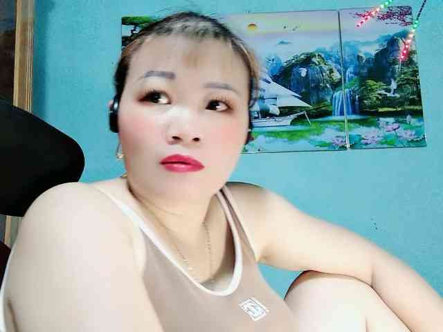 Linhanhsex2k webcam