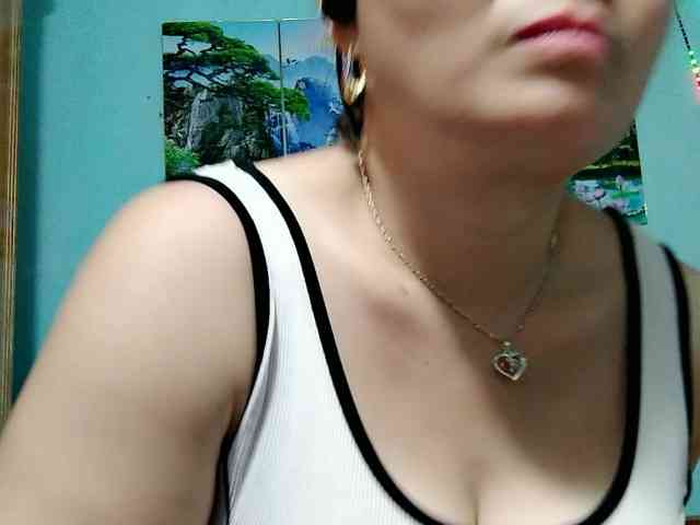 Linhanhsex2k webcam