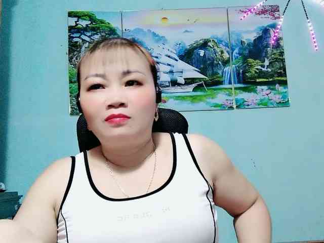 Linhanhsex2k webcam