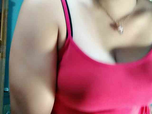 Linhanhsex2k webcam