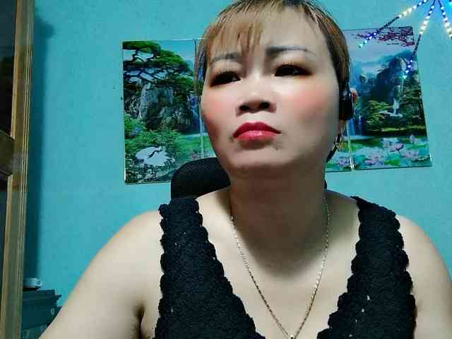 Linhanhsex2k Live Webcam on BongaCams