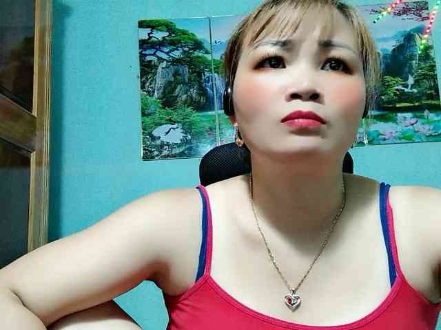 Linhanhsex2k webcam
