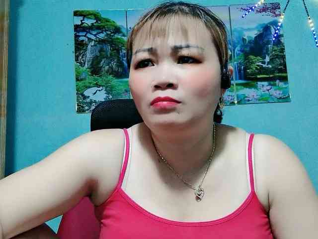 Linhanhsex2k webcam