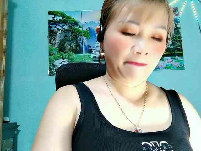 Linhanhsex2k webcam