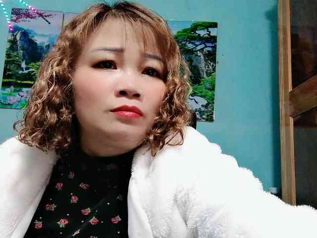 Linhanhsex2k webcam