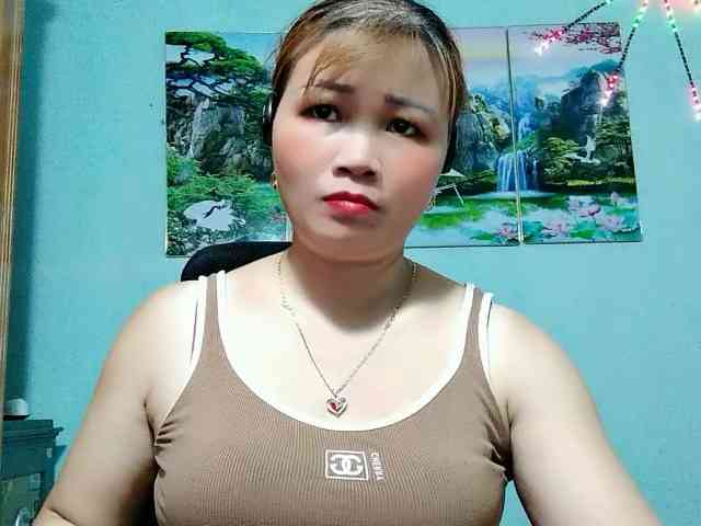 Linhanhsex2k webcam