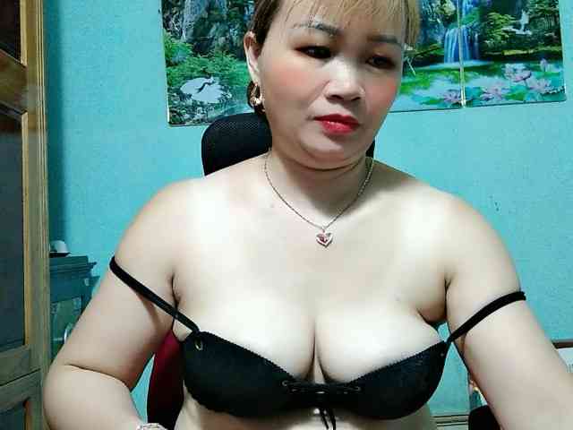 Linhanhsex2k webcam
