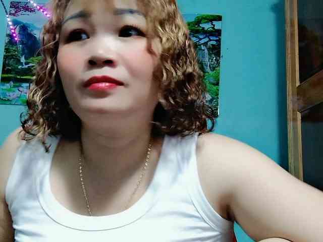 Linhanhsex2k webcam