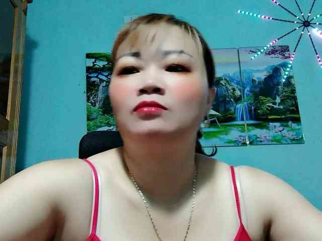 Linhanhsex2k webcam