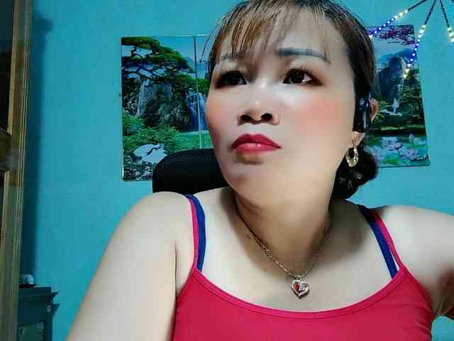 Linhanhsex2k webcam