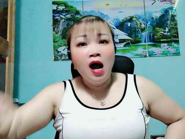 Linhanhsex2k webcam