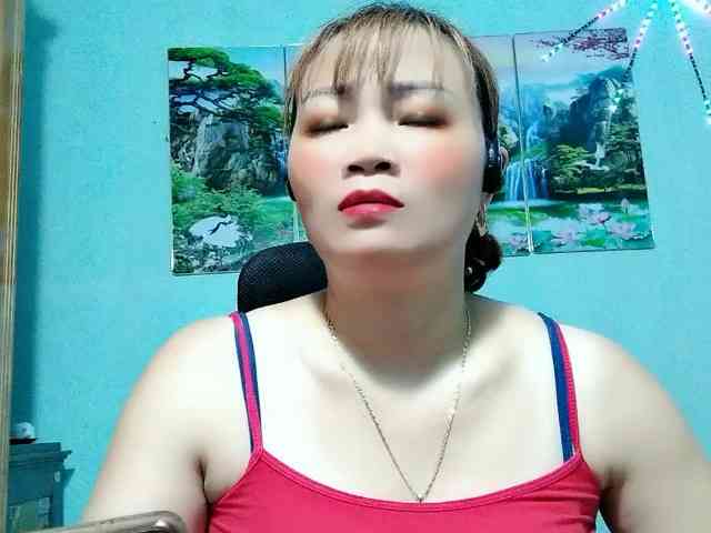 Linhanhsex2k webcam