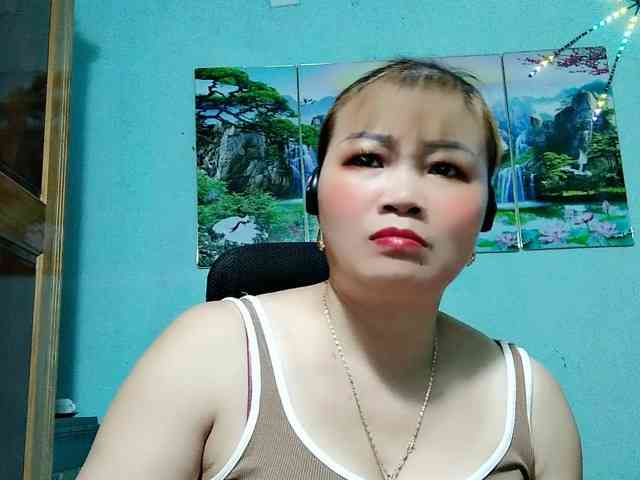 Linhanhsex2k webcam