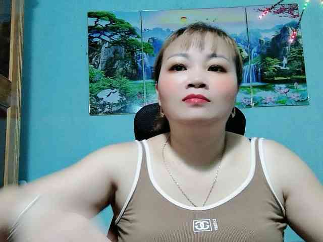 Linhanhsex2k webcam