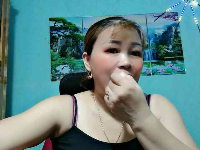 Linhanhsex2k webcam