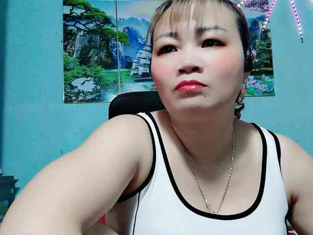 Linhanhsex2k webcam