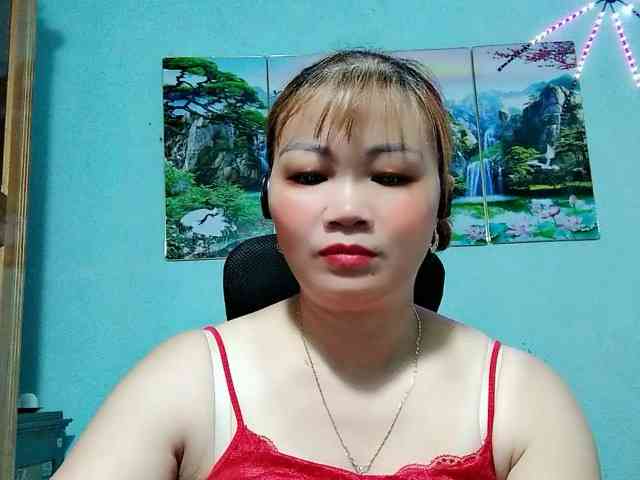 Linhanhsex2k webcam