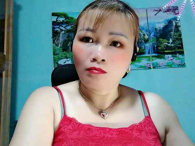 Linhanhsex2k webcam