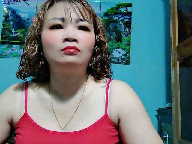 Linhanhsex2k webcam