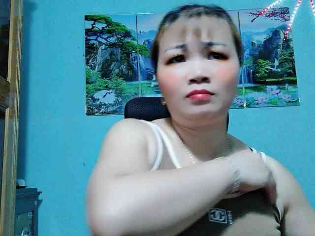 Linhanhsex2k webcam
