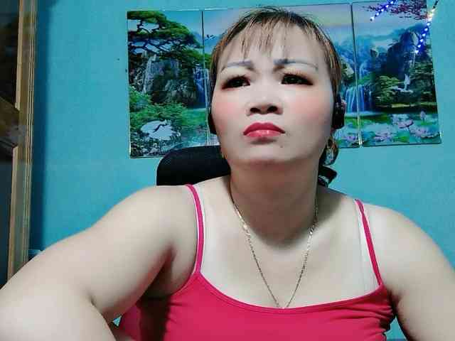 Linhanhsex2k webcam