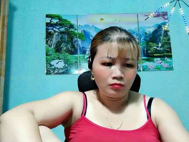 Linhanhsex2k webcam