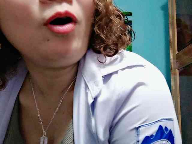 Linhanhsex2k webcam