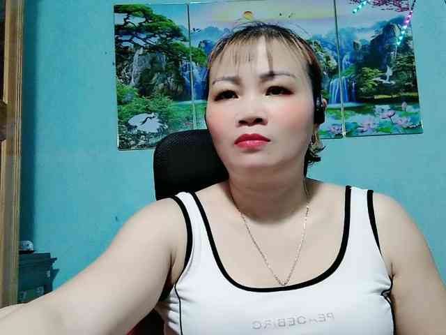 Linhanhsex2k webcam