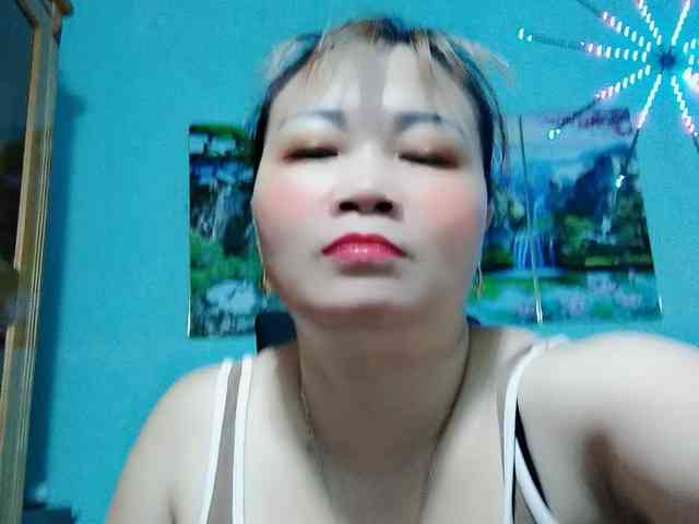 Linhanhsex2k webcam