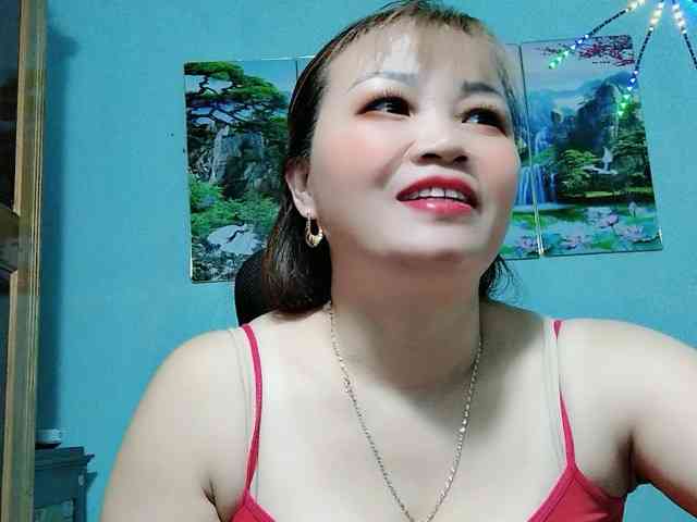 Linhanhsex2k webcam