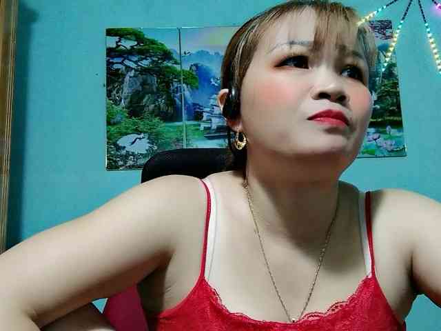 Linhanhsex2k webcam