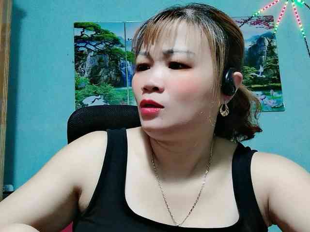 Linhanhsex2k webcam