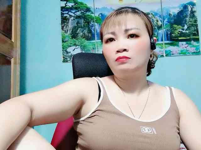 Linhanhsex2k webcam