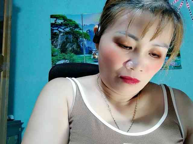 Linhanhsex2k webcam