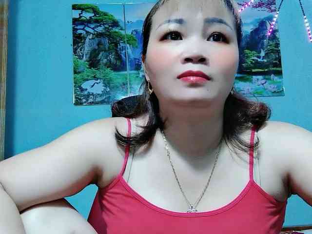 Linhanhsex2k Live Webcam on BongaCams
