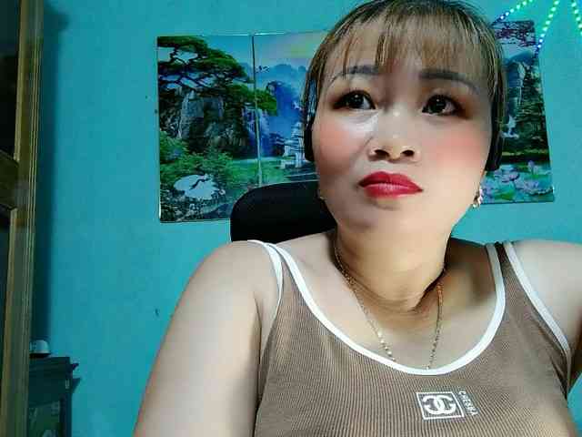 Linhanhsex2k webcam