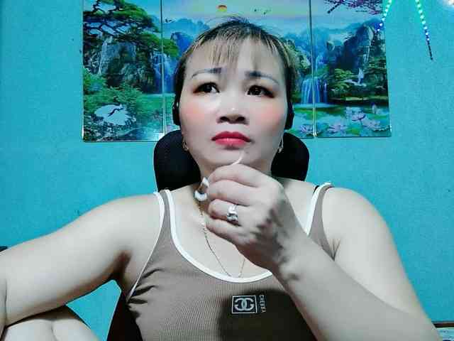 Linhanhsex2k webcam