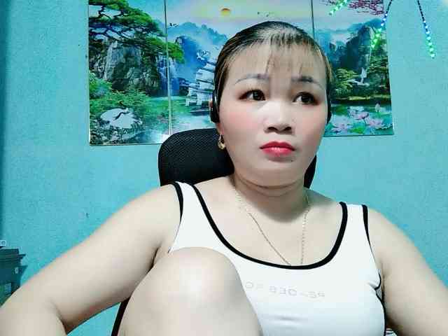 Linhanhsex2k webcam