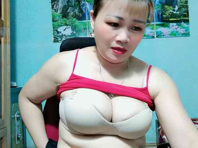 Linhanhsex2k webcam
