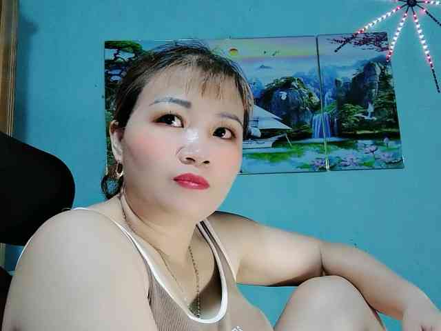 Linhanhsex2k webcam