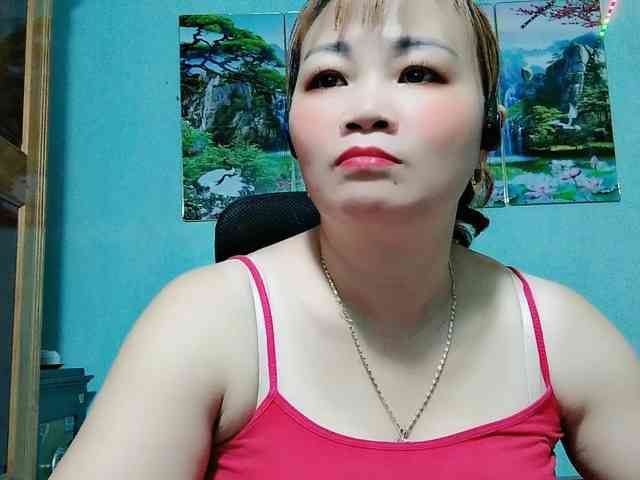 Linhanhsex2k webcam