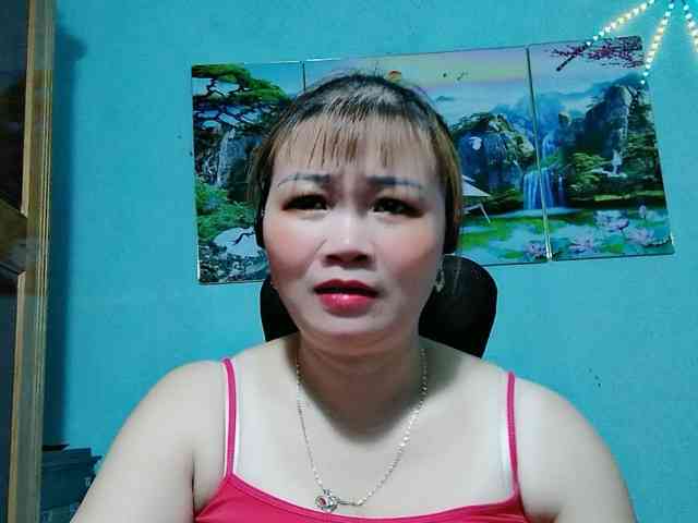 Linhanhsex2k webcam