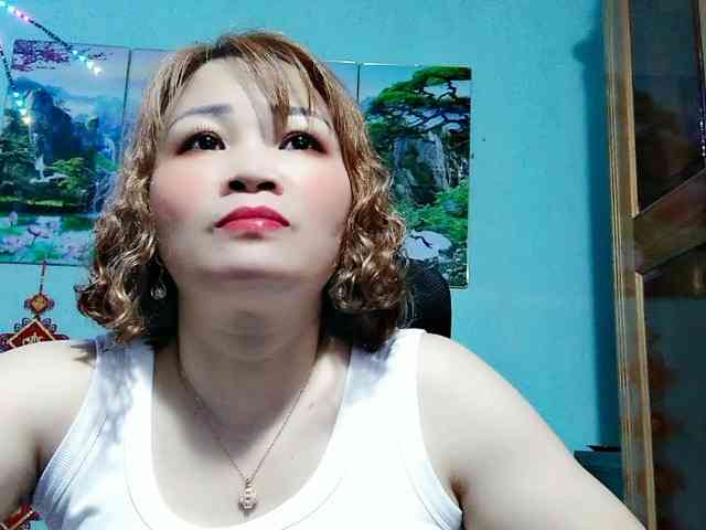 Linhanhsex2k Live Webcam on BongaCams