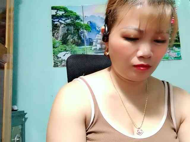 Linhanhsex2k webcam