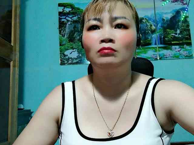 Linhanhsex2k webcam