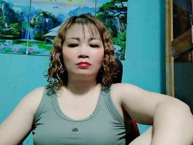 Linhanhsex2k webcam
