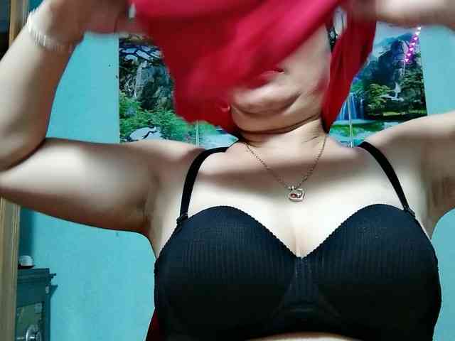 Linhanhsex2k webcam