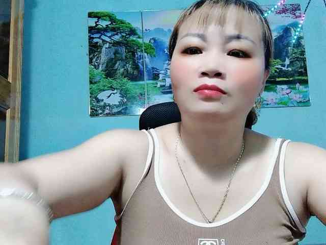 Linhanhsex2k webcam