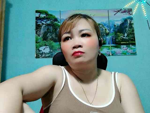 Linhanhsex2k webcam